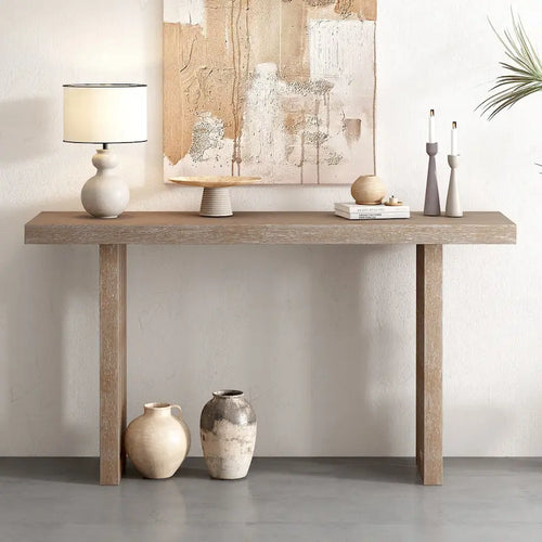 Console moderne 59 avec des formes latérales distinctives pour l'entrée et le salon