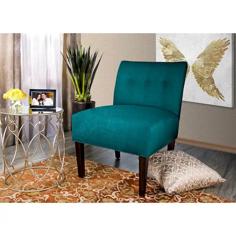 Fauteuil d'appoint capitonné à structure métallique, assise semi-ferme rembourrée, pour salon.