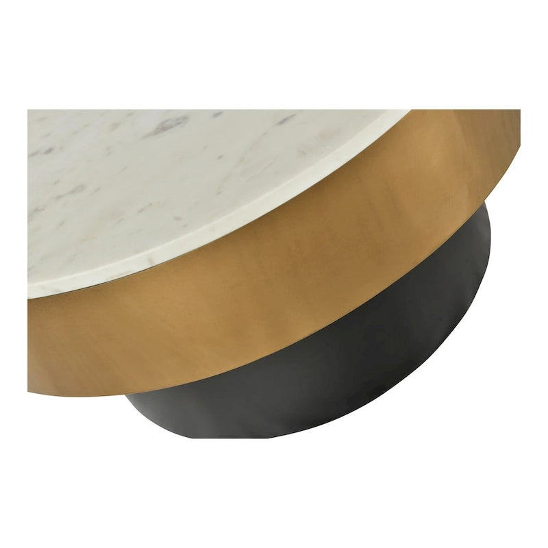 Table basse en marbre à jante dorée glamour, pièce maîtresse de salon de luxe, style moderne