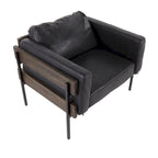 Fauteuil d'appoint rustique, assise rembourrée, piètement en métal, accents de panneaux de bois, salon