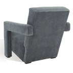 Fauteuil d'appoint moderne en velours, entièrement rembourré, avec dossier incliné, d'inspiration milieu de siècle.