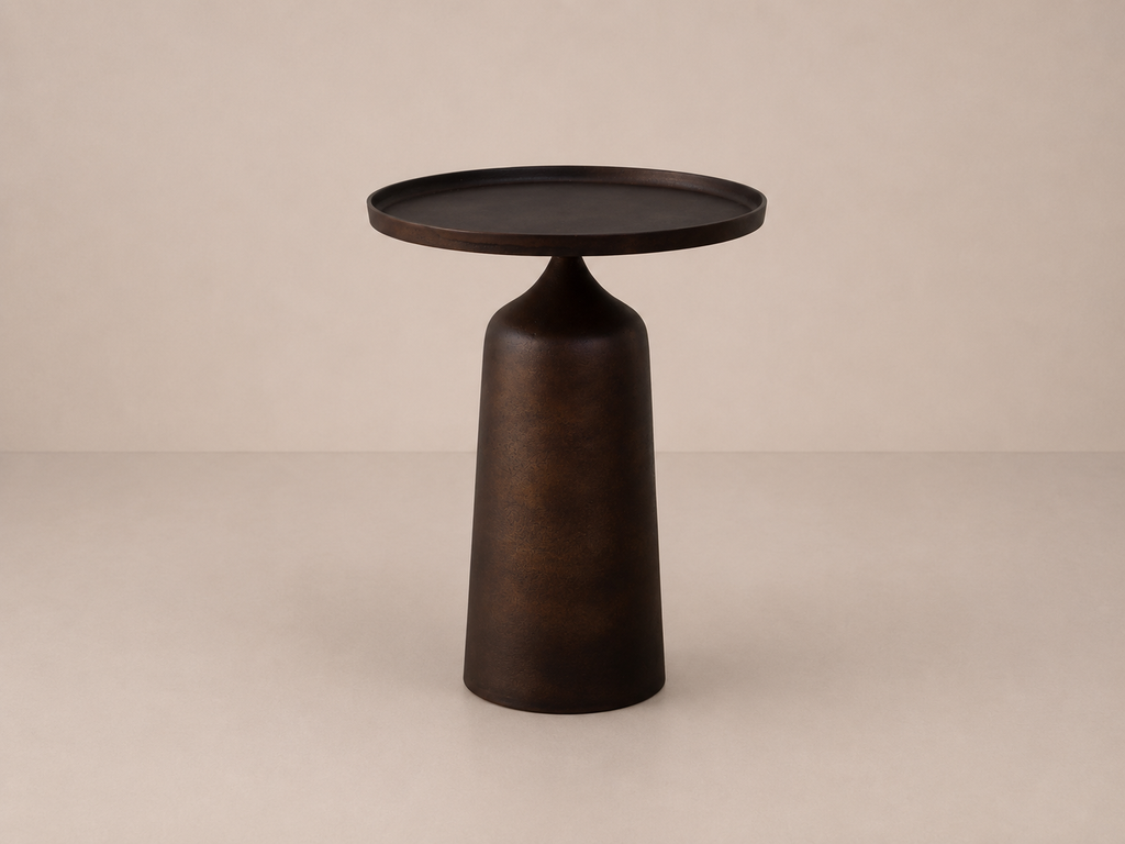 Table d'appoint en aluminium