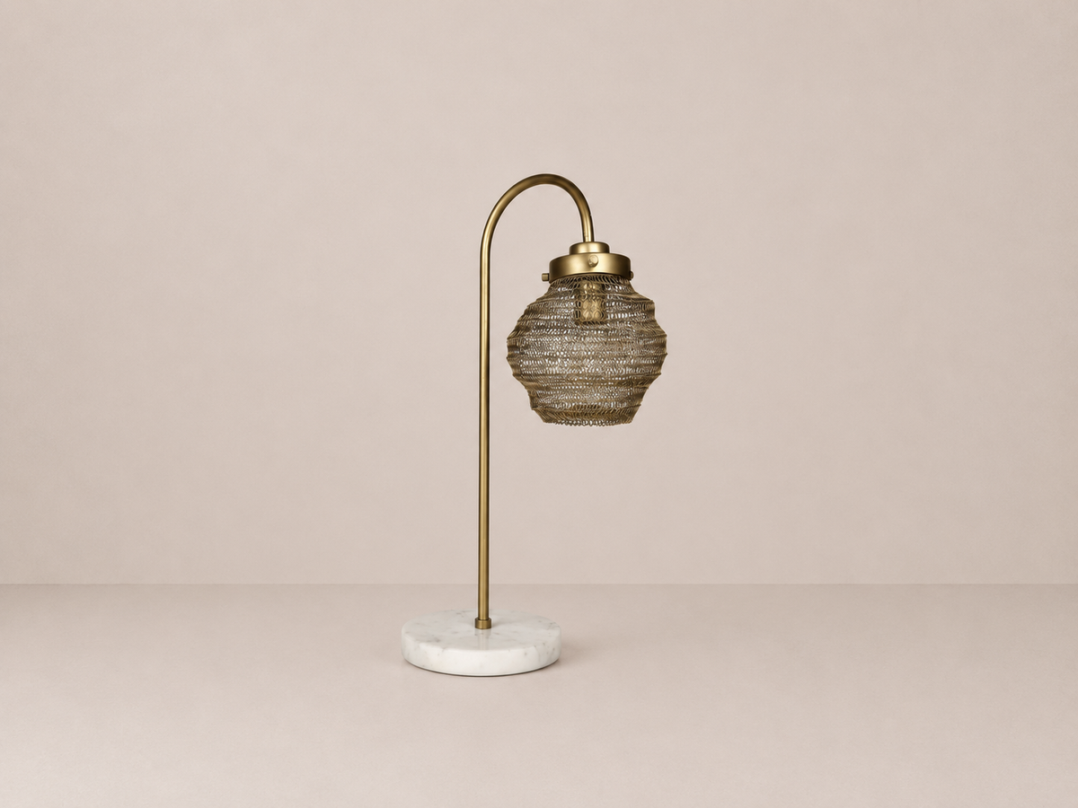 Lampe de chevet en maille d'acier dorée