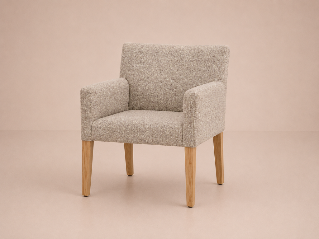 Chaise de salle à manger Oak & Fabric avec accoudoirs