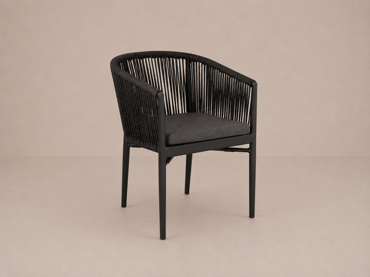 Chaise de salle à manger d'extérieur avec corde et coussin en mousse