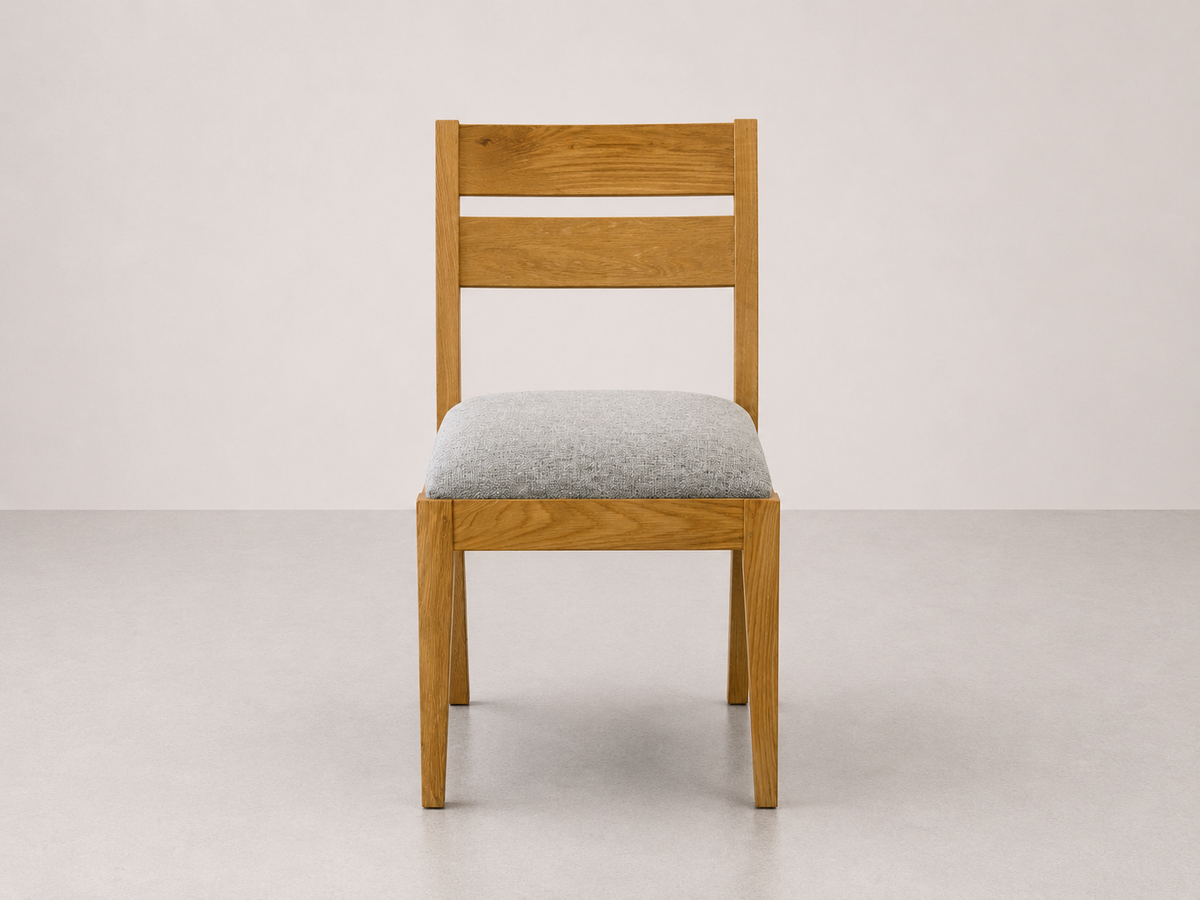 Chaise de salle à manger en chêne à dossier à lattes